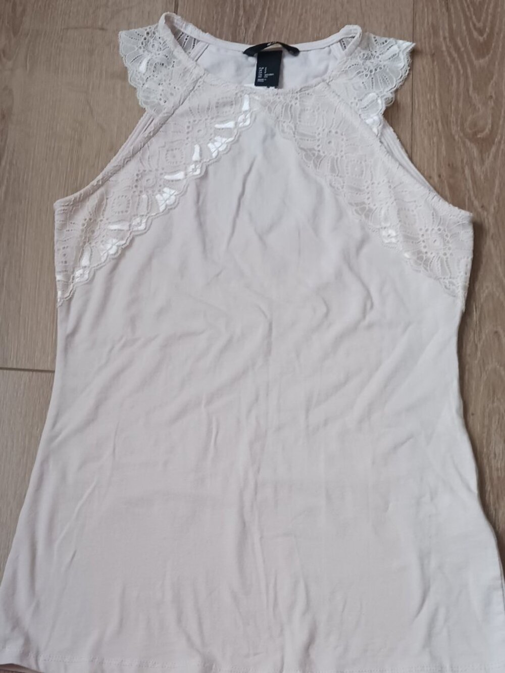 New H&M pink lace sleeveless top